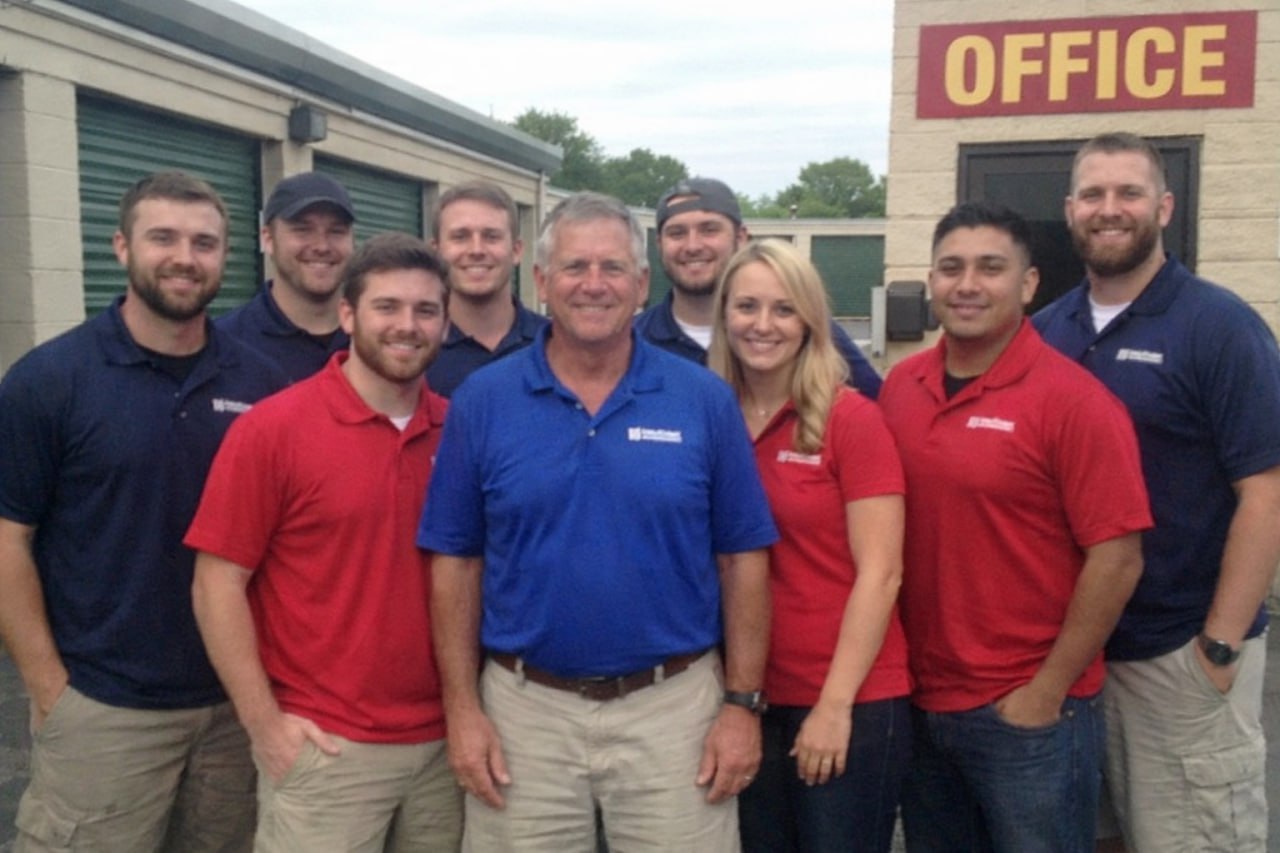 Water damage restoration professionals in Palm Desert, CA